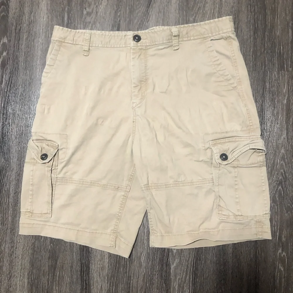 Aeropostale Tan Cargo Shorts